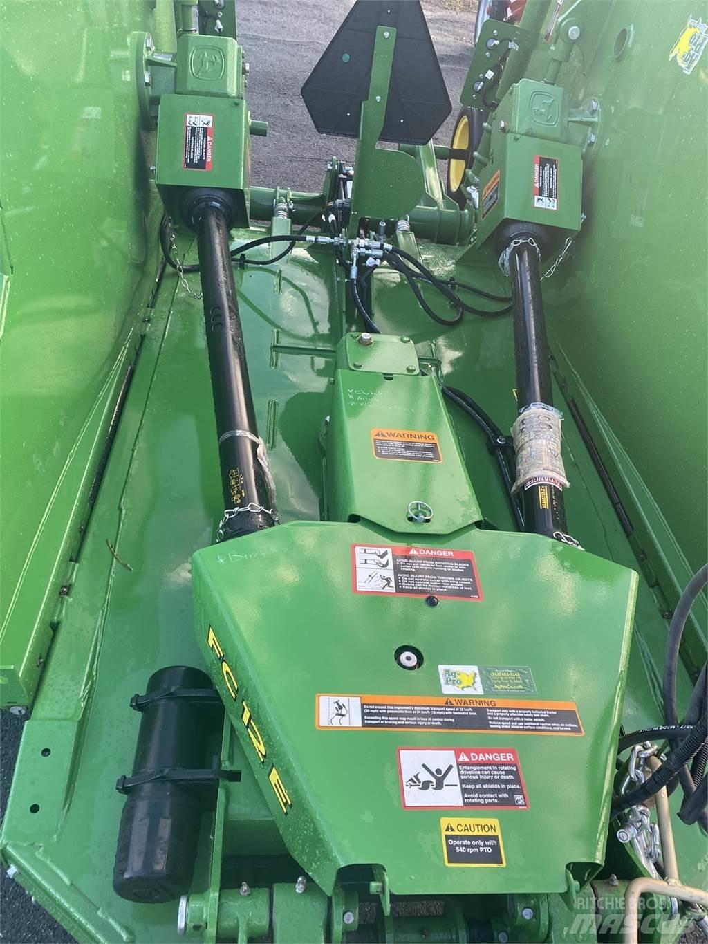 John Deere FC12E 베일 분쇄기, 절단기 및 언롤러
