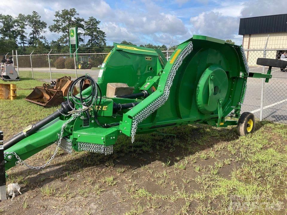 John Deere FC12E 베일 분쇄기, 절단기 및 언롤러