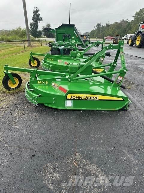 John Deere MX5 베일 분쇄기, 절단기 및 언롤러