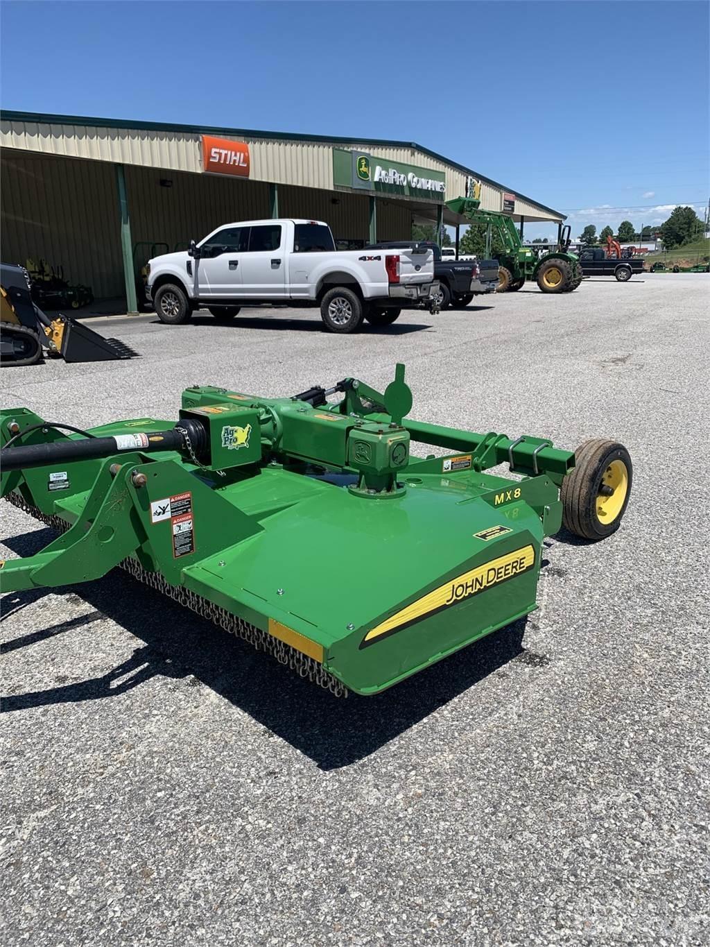 John Deere MX8 베일 분쇄기, 절단기 및 언롤러