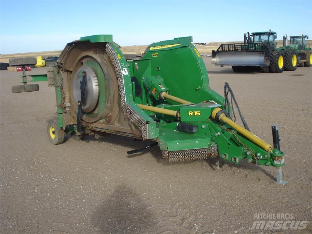 John Deere R15 베일 분쇄기, 절단기 및 언롤러