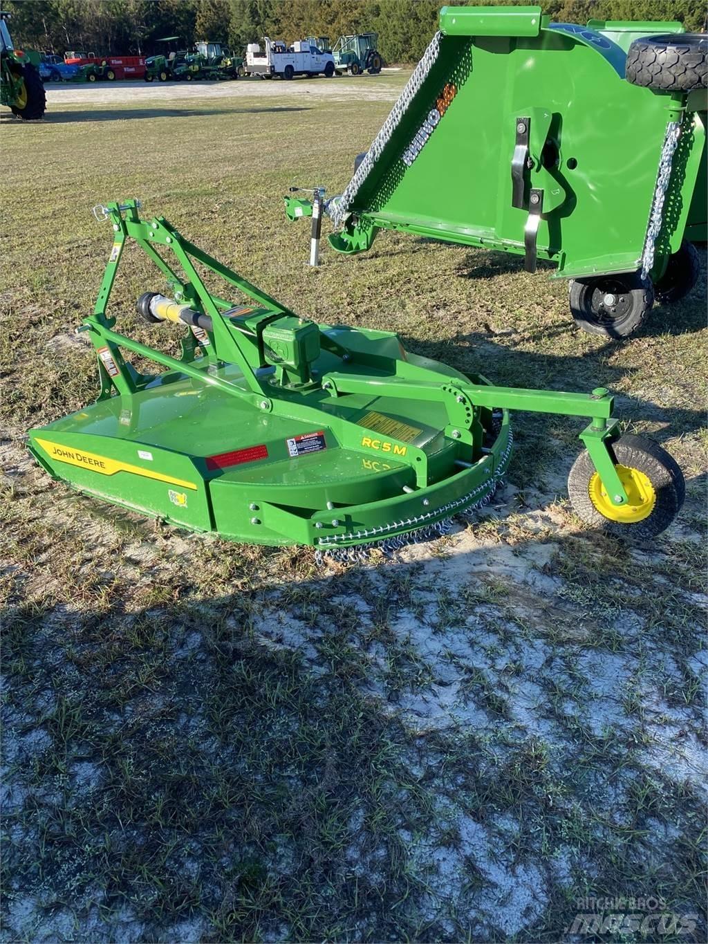 John Deere RC5M 베일 분쇄기, 절단기 및 언롤러