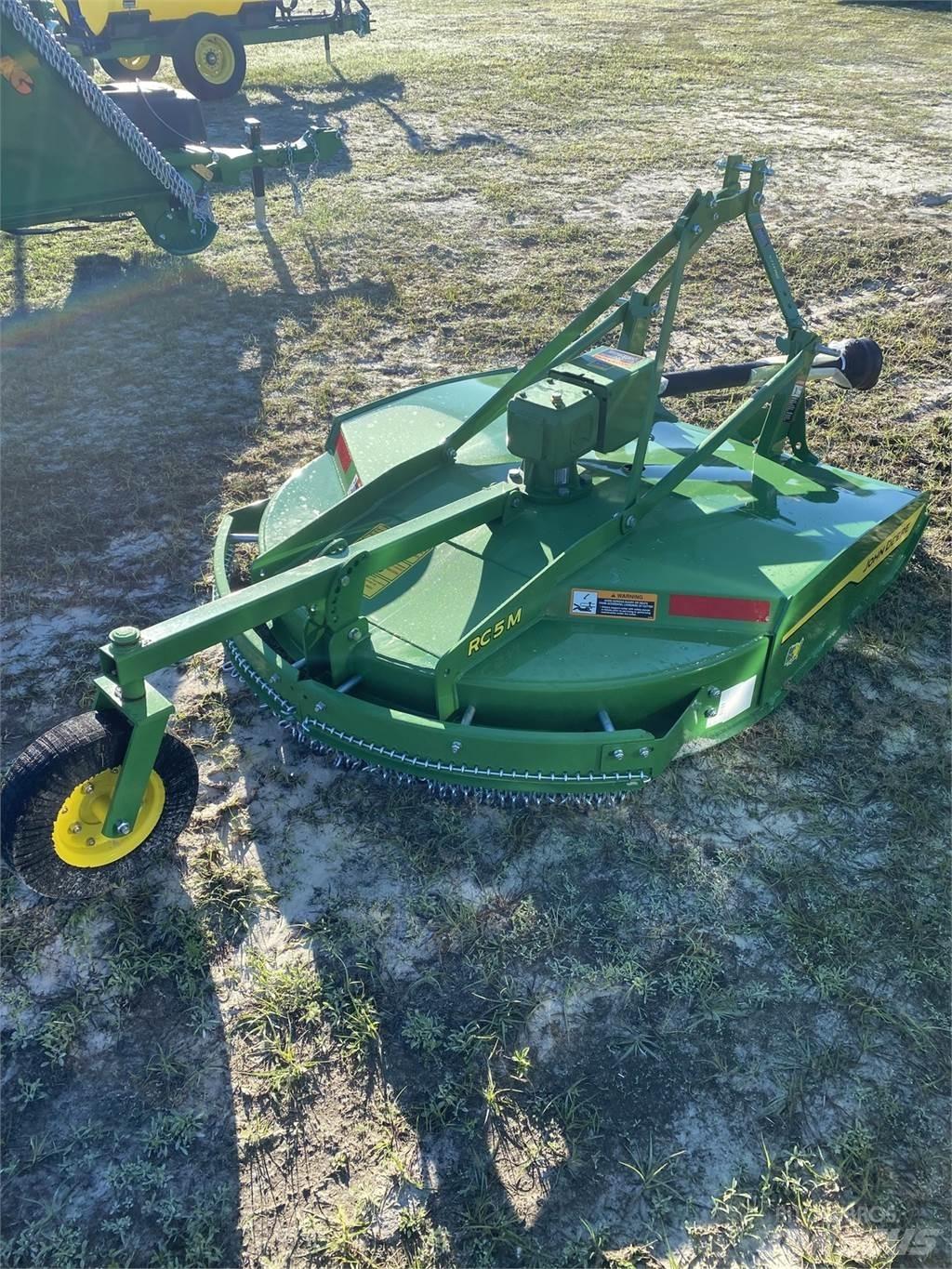 John Deere RC5M 베일 분쇄기, 절단기 및 언롤러
