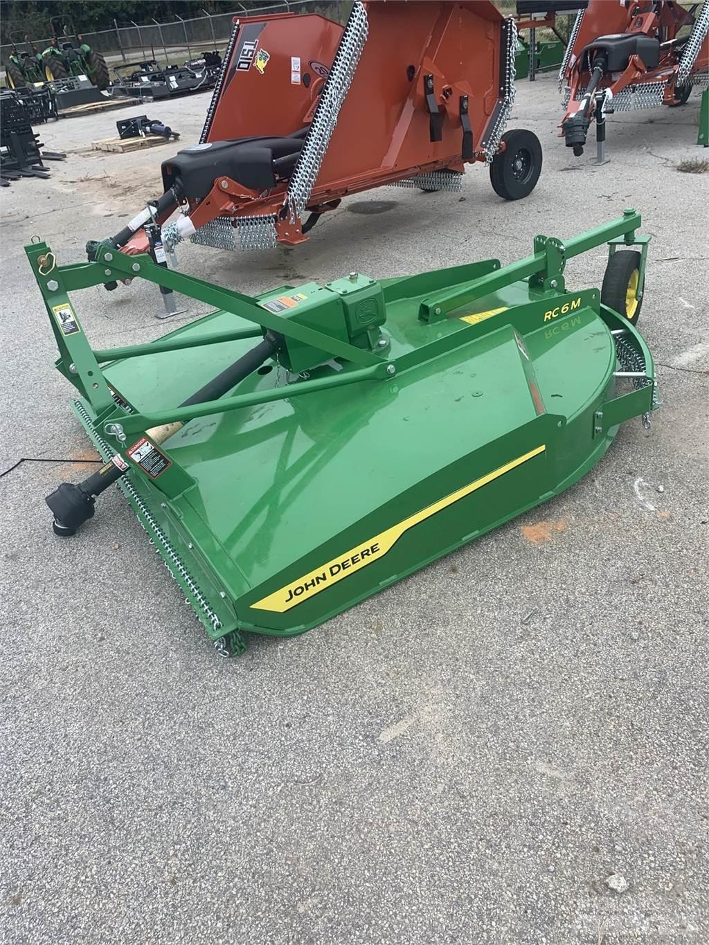 John Deere RC6M 베일 분쇄기, 절단기 및 언롤러
