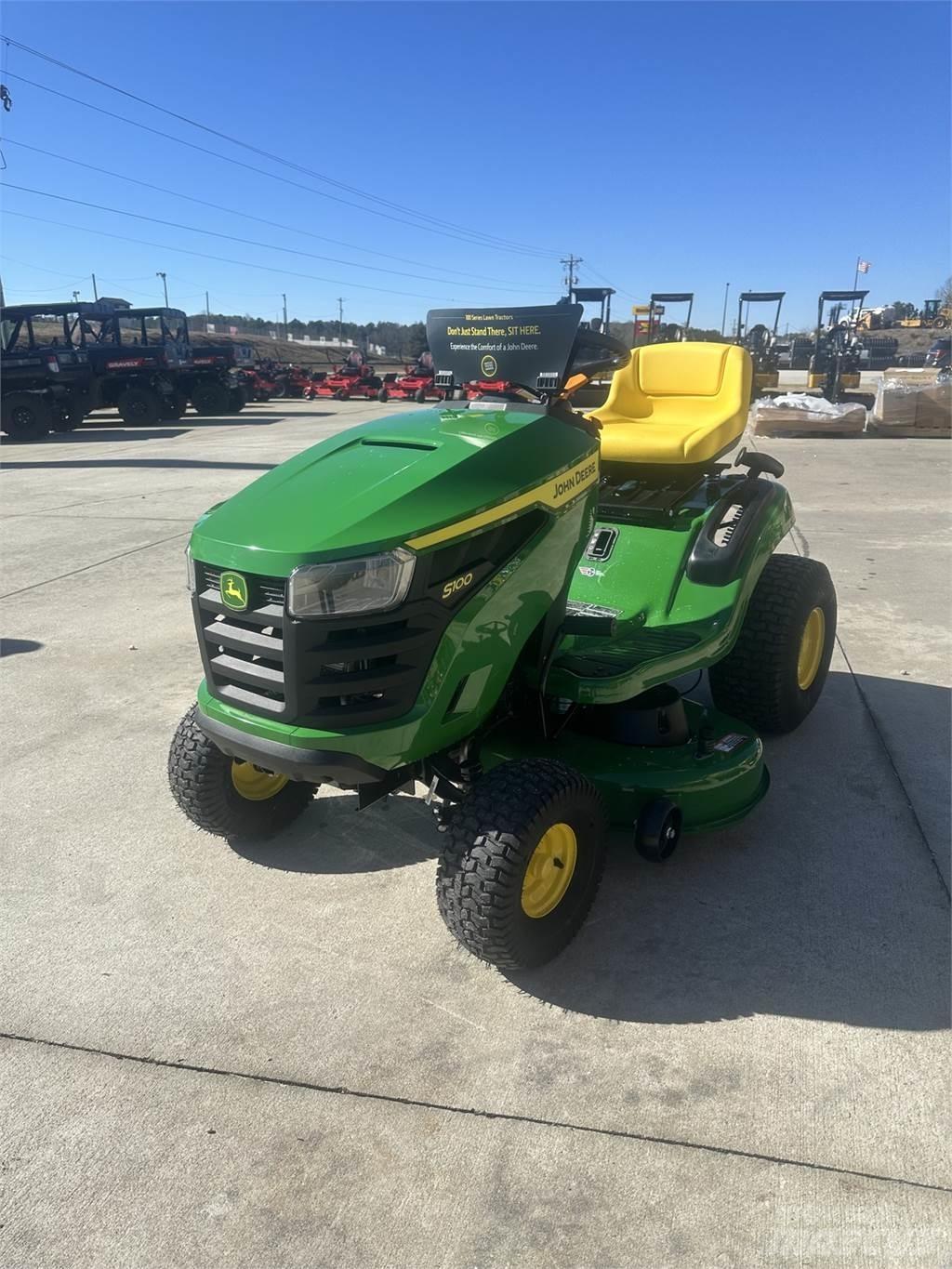 John Deere S100 탑승형 잔디깎기