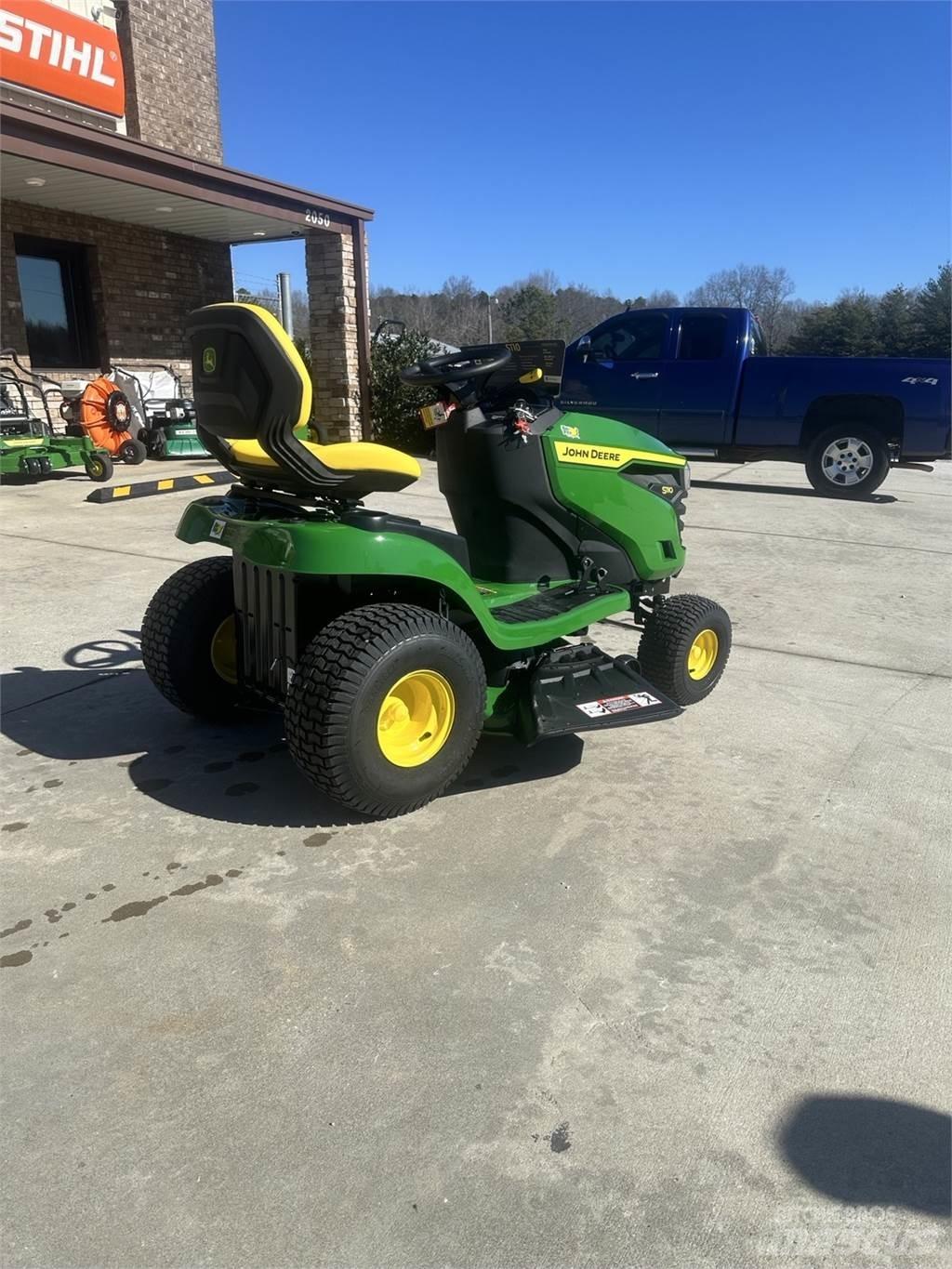 John Deere S110 탑승형 잔디깎기