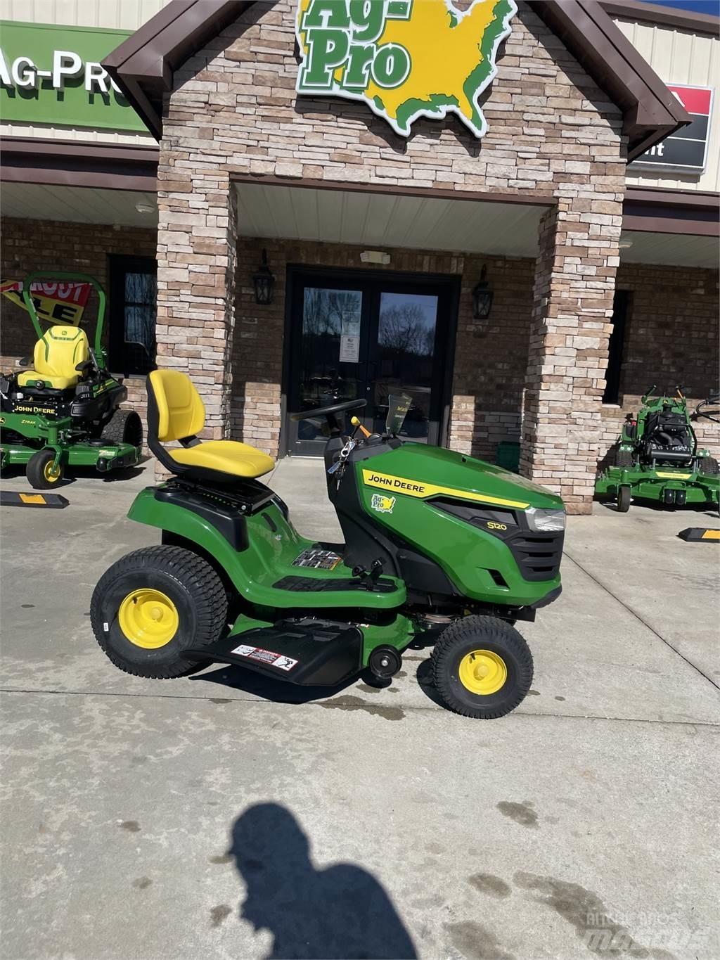 John Deere S120 탑승형 잔디깎기