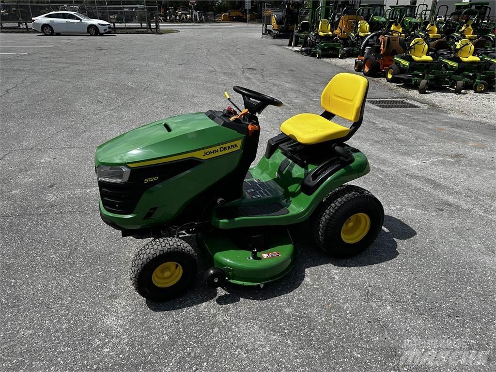 John Deere S120 탑승형 잔디깎기