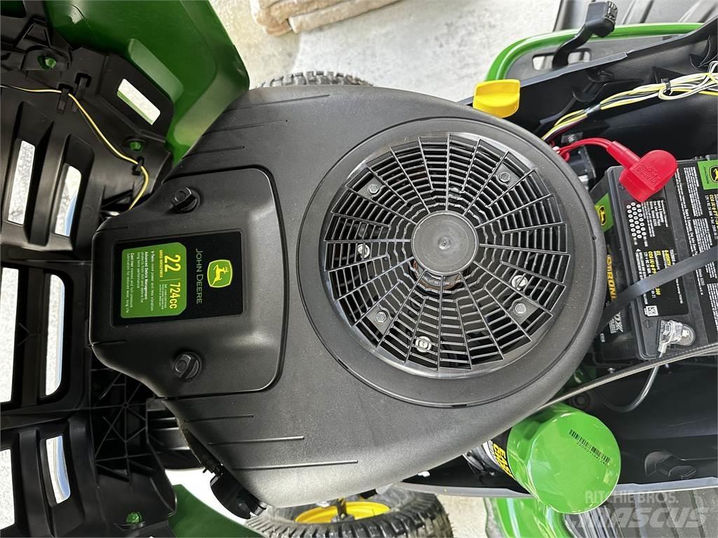 John Deere S130 탑승형 잔디깎기