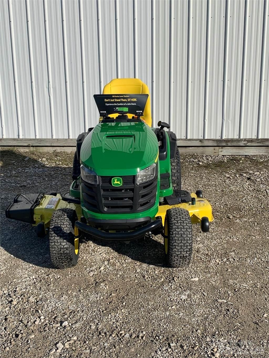 John Deere S180 소형 트랙터