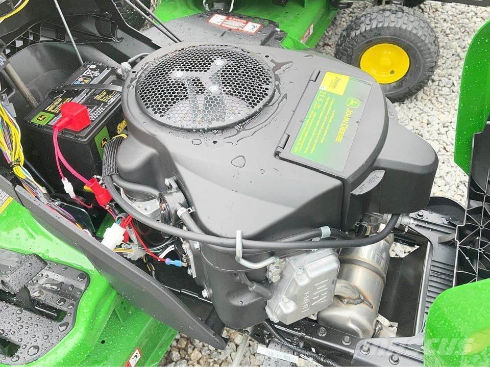 John Deere S240 소형 트랙터