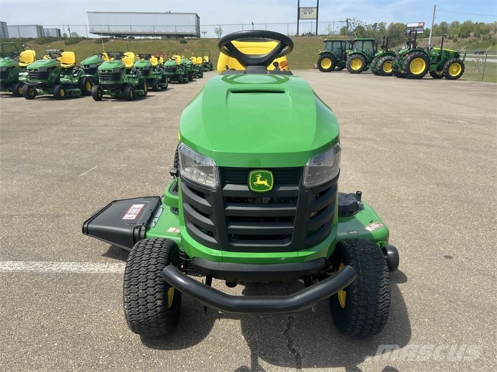 John Deere S240 소형 트랙터