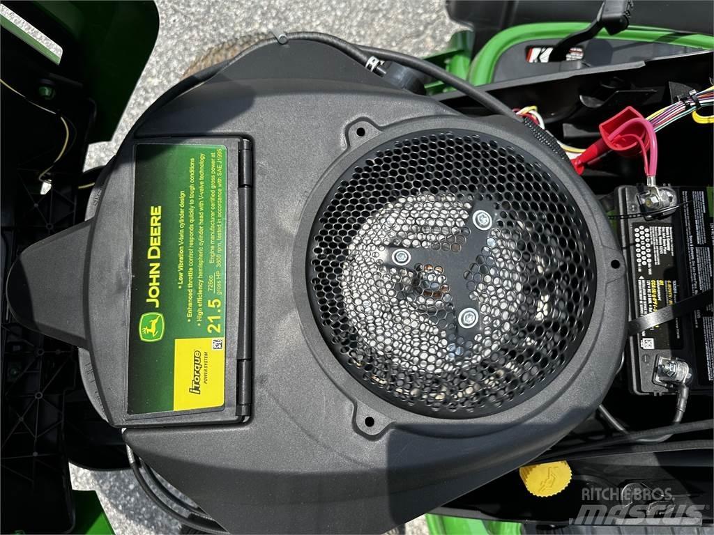 John Deere S240 소형 트랙터