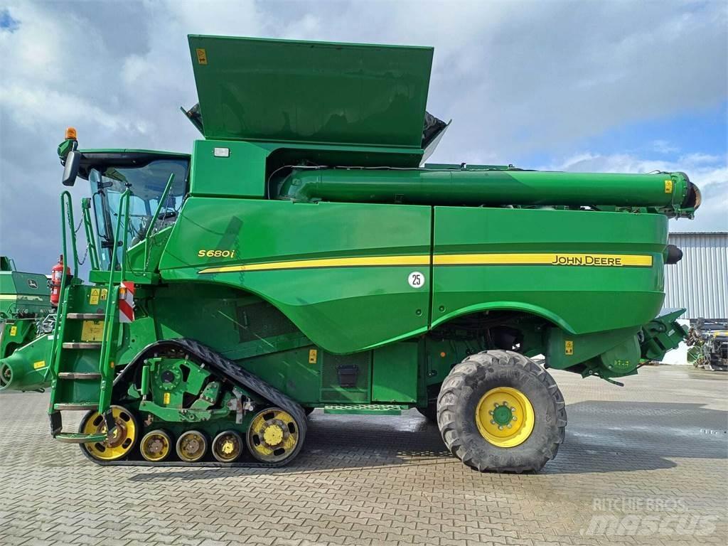 John Deere S680 콤바인 수확기