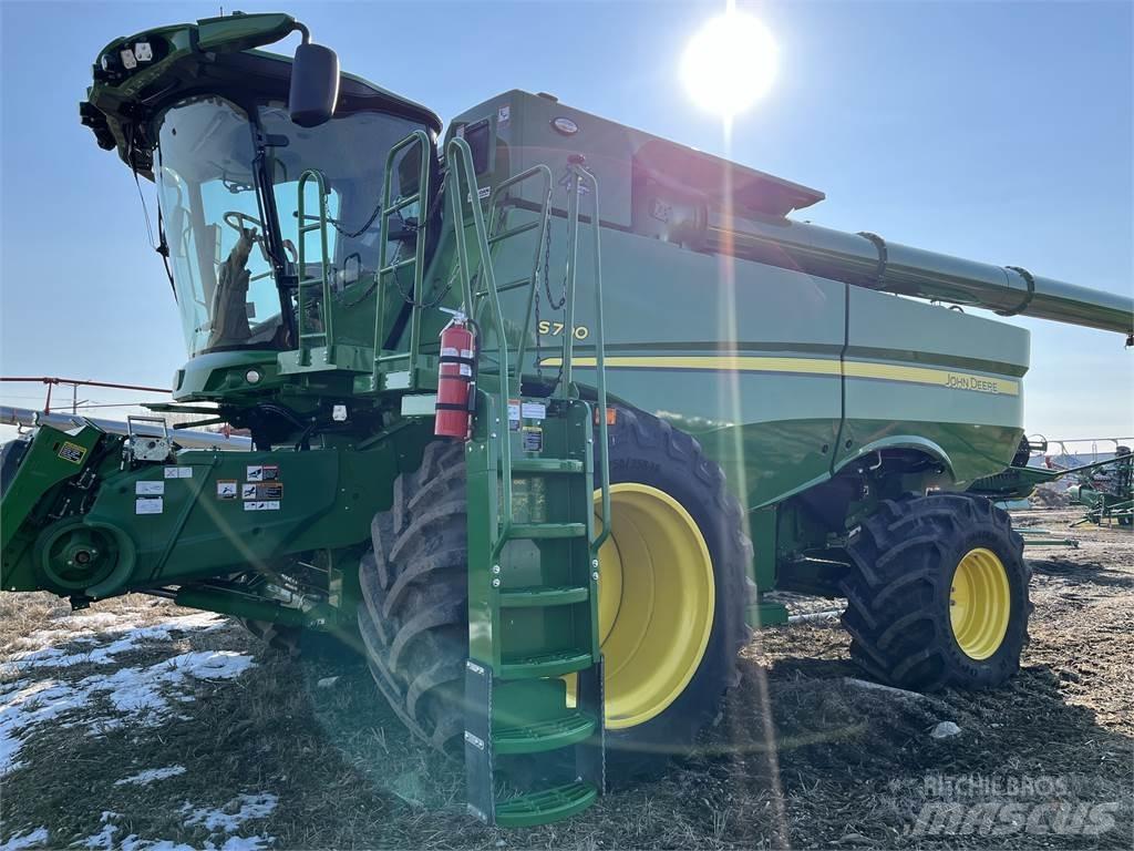 John Deere S790 콤바인 수확기