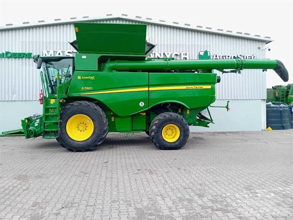 John Deere S790 콤바인 수확기