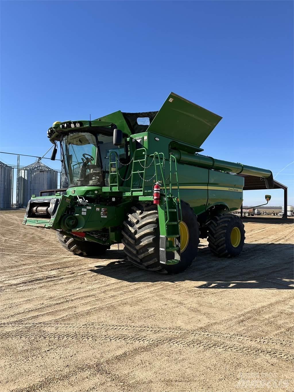 John Deere S790 콤바인 수확기