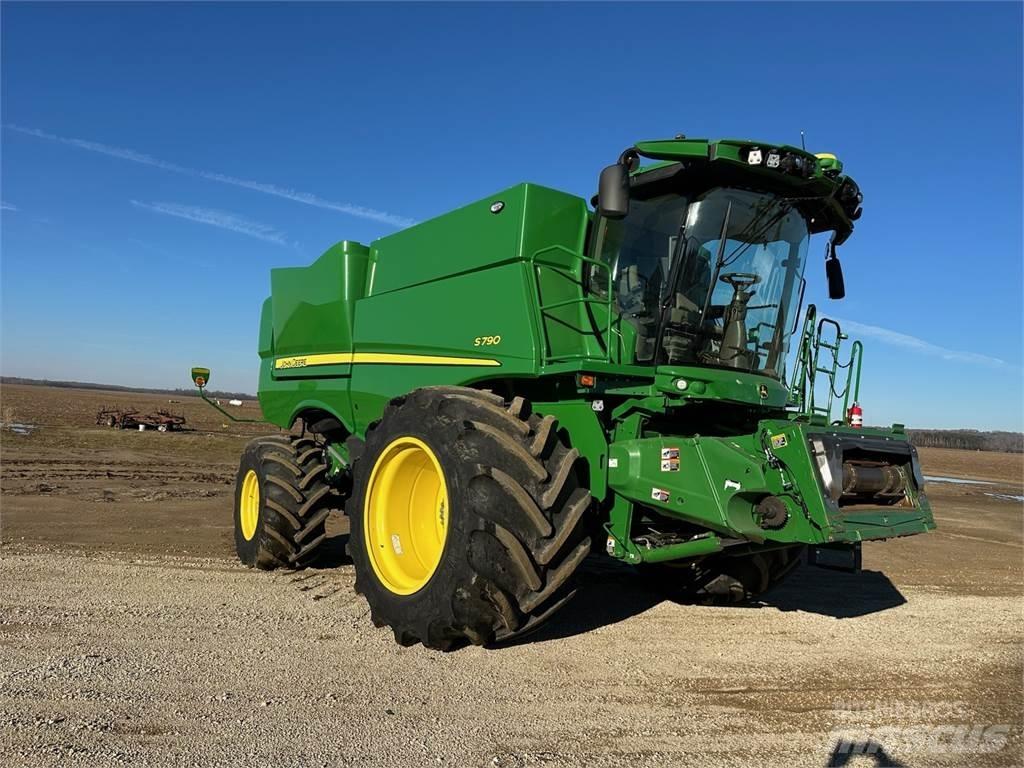 John Deere S790 콤바인 수확기