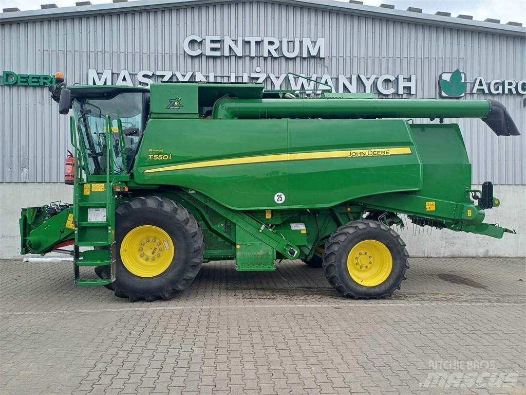 John Deere T550 콤바인 수확기
