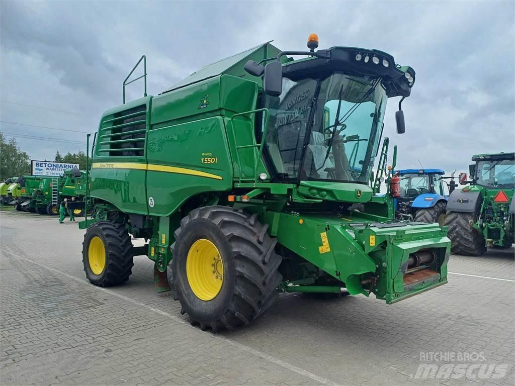 John Deere T550 콤바인 수확기