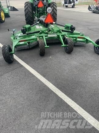 John Deere TS10 베일 분쇄기, 절단기 및 언롤러