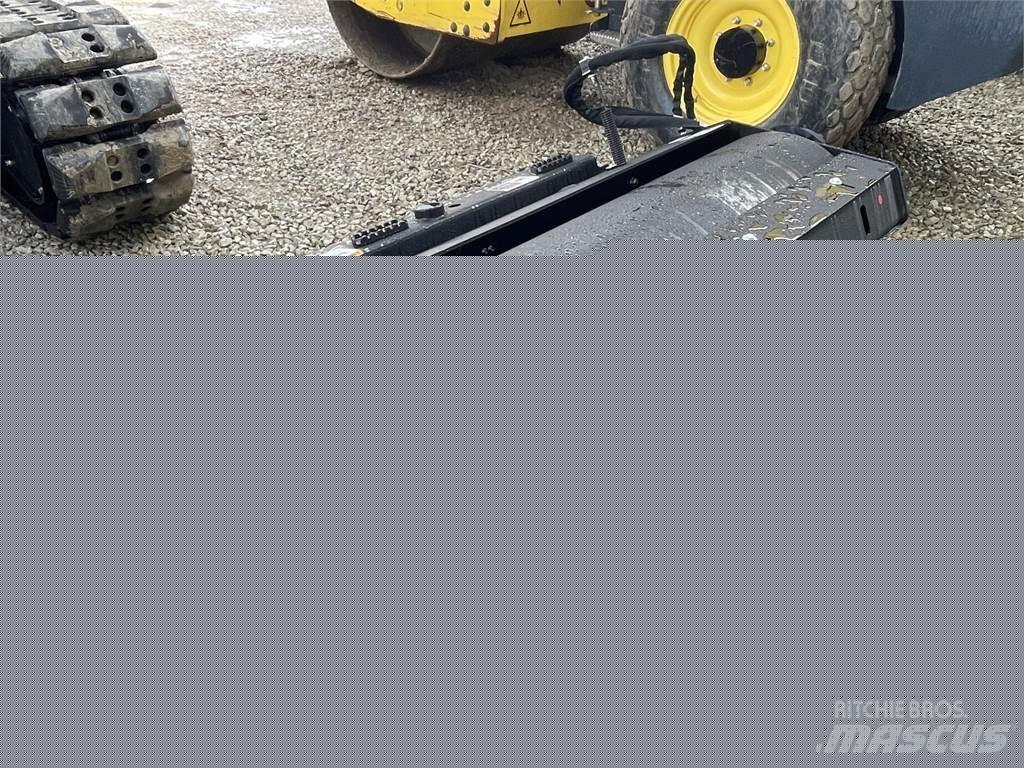 John Deere VR84C 건설 장비 - 기타