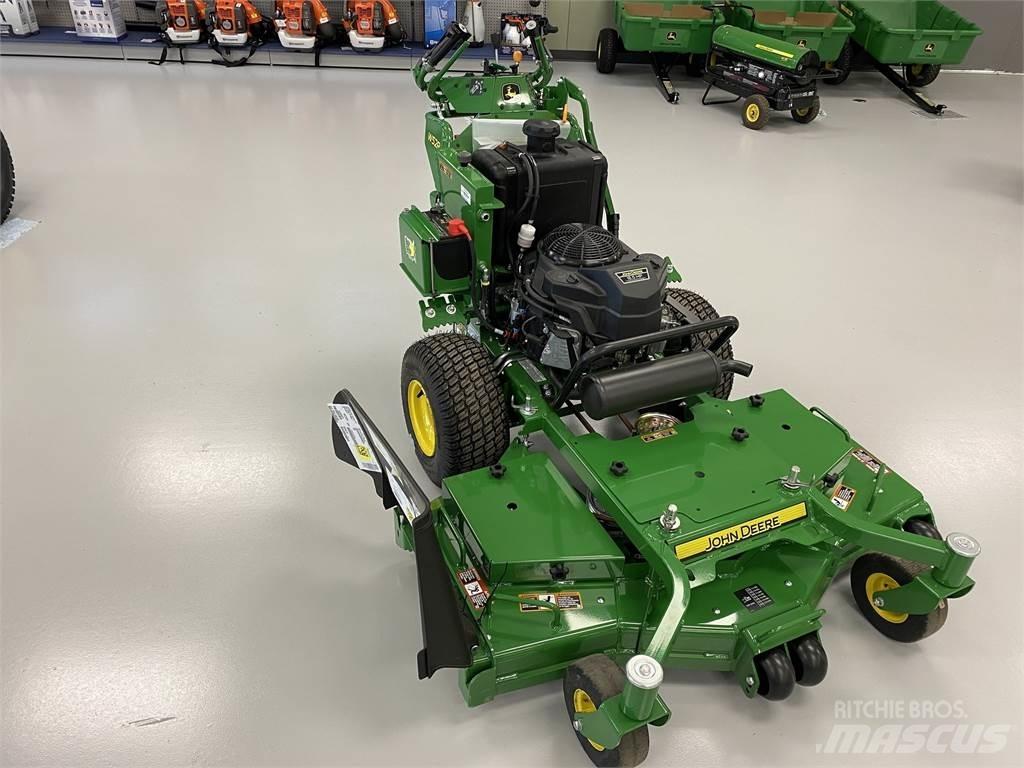 John Deere W52R 밀면서 전진하는 잔디깎기