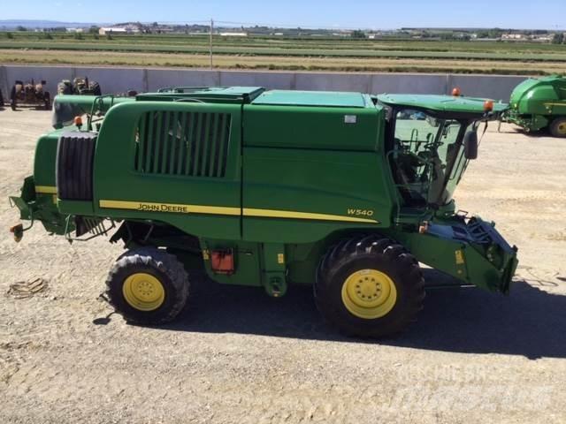 John Deere W540 콤바인 수확기