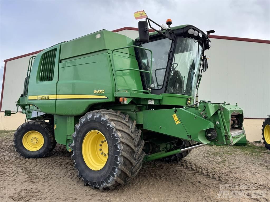 John Deere W650 콤바인 수확기