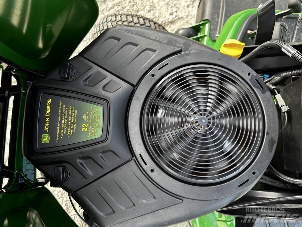 John Deere X330 소형 트랙터