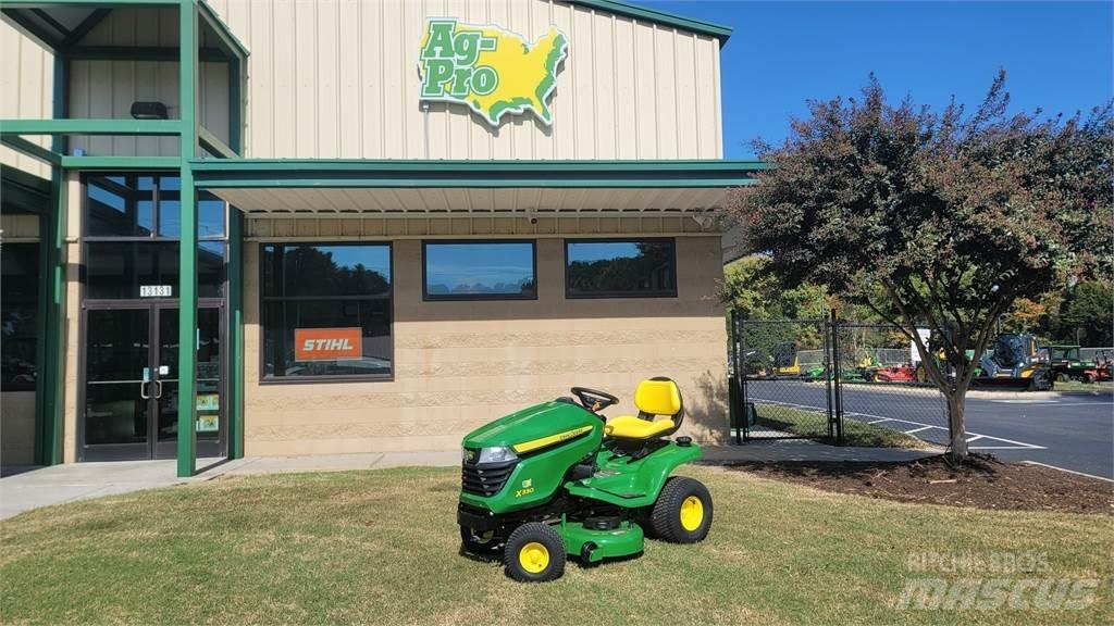 John Deere x330 소형 트랙터