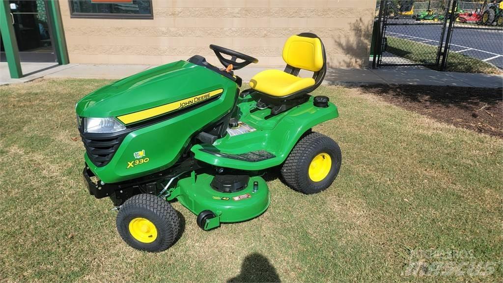 John Deere x330 소형 트랙터