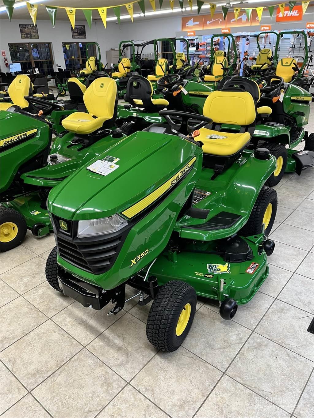 John Deere X350 소형 트랙터