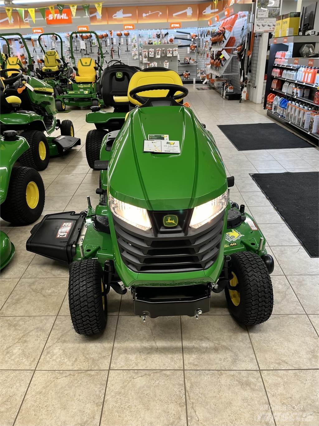 John Deere X350 소형 트랙터