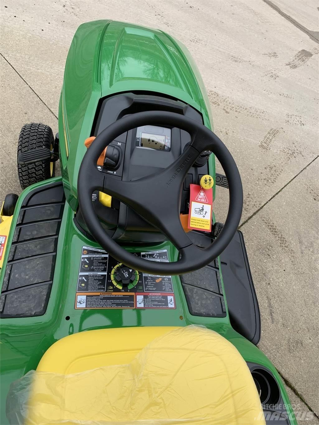 John Deere X350 소형 트랙터