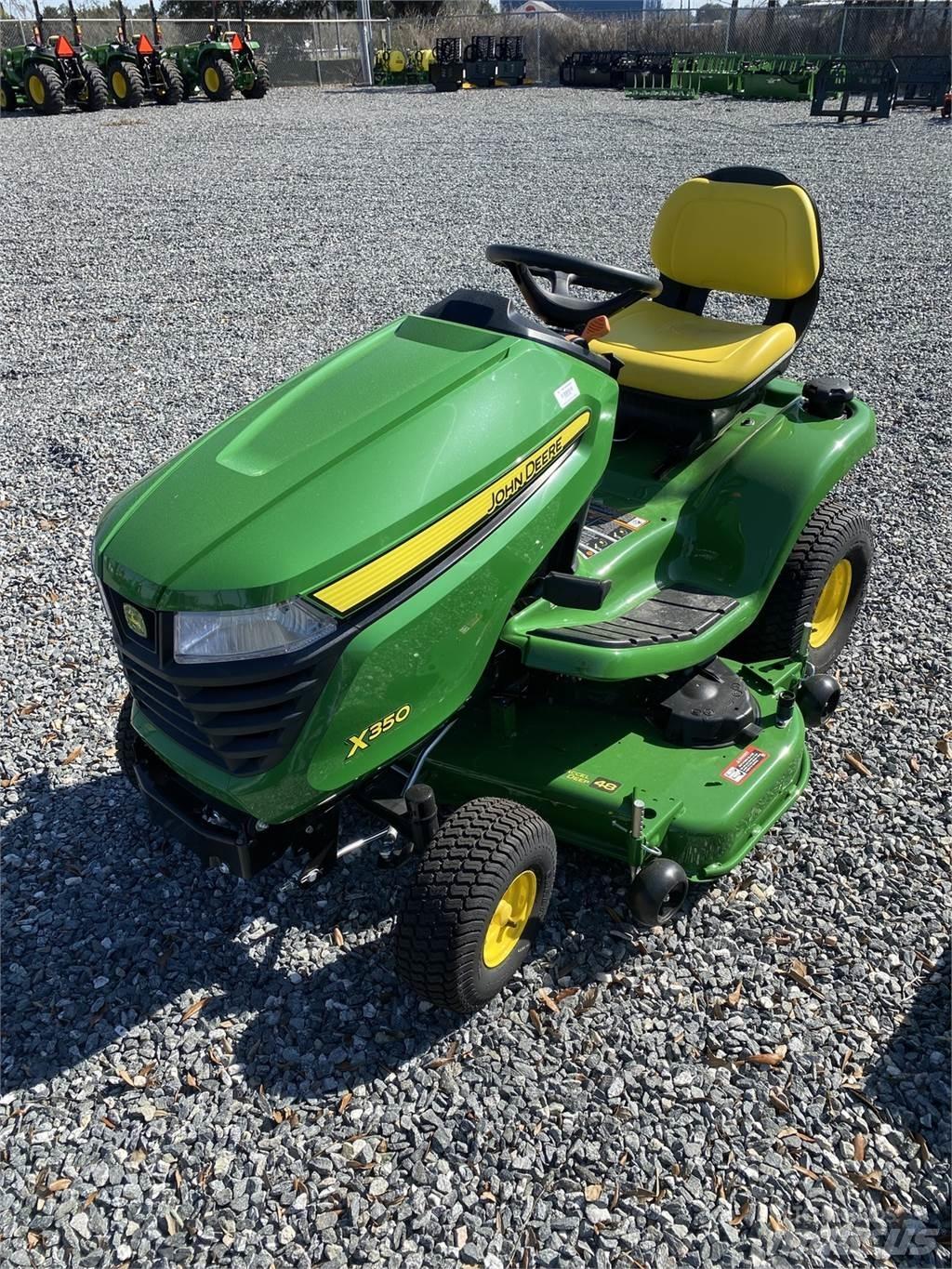 John Deere X350 소형 트랙터