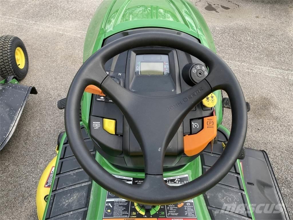 John Deere X350 소형 트랙터