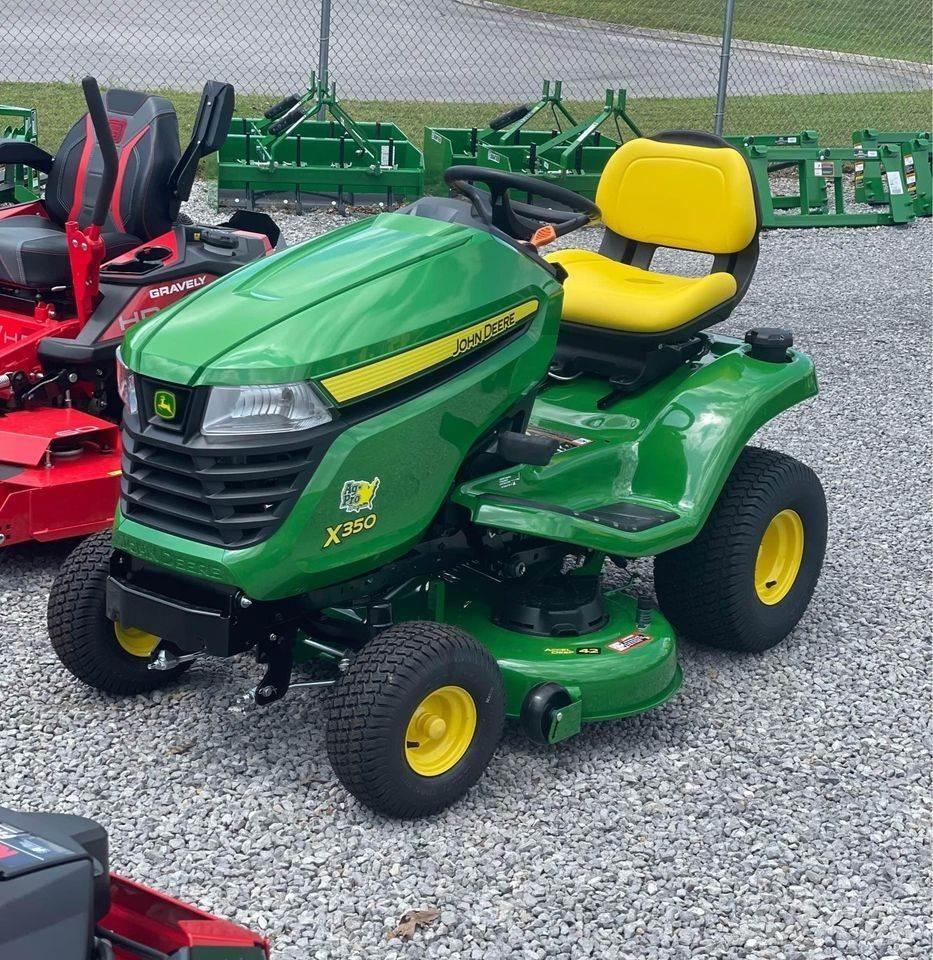 John Deere X350 소형 트랙터