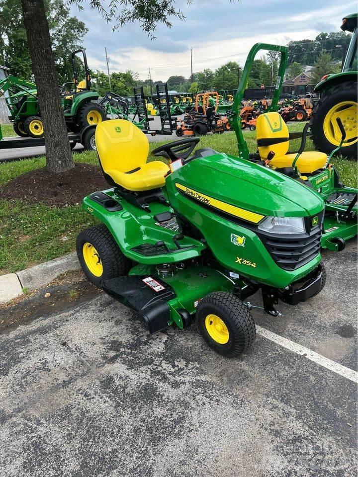 John Deere X354 소형 트랙터