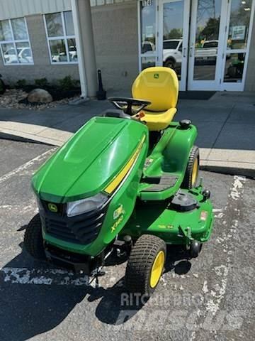 John Deere X380 탑승형 잔디깎기