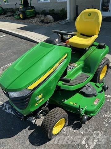 John Deere X380 탑승형 잔디깎기