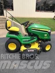 John Deere X380 소형 트랙터