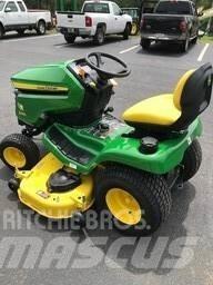 John Deere X380 소형 트랙터