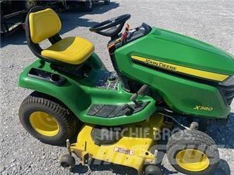 John Deere X380 소형 트랙터