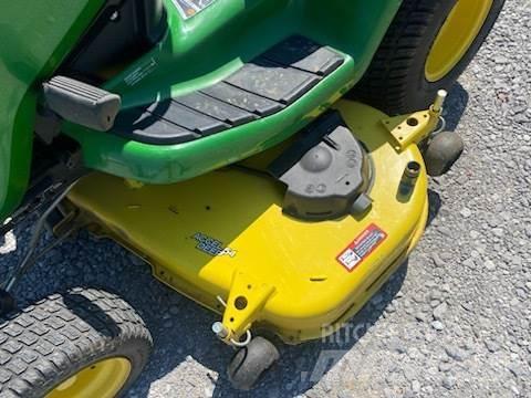 John Deere X380 소형 트랙터