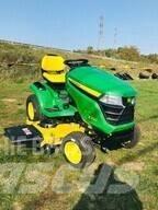 John Deere X390 소형 트랙터
