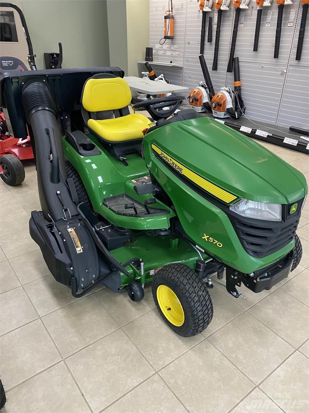 John Deere X570 소형 트랙터