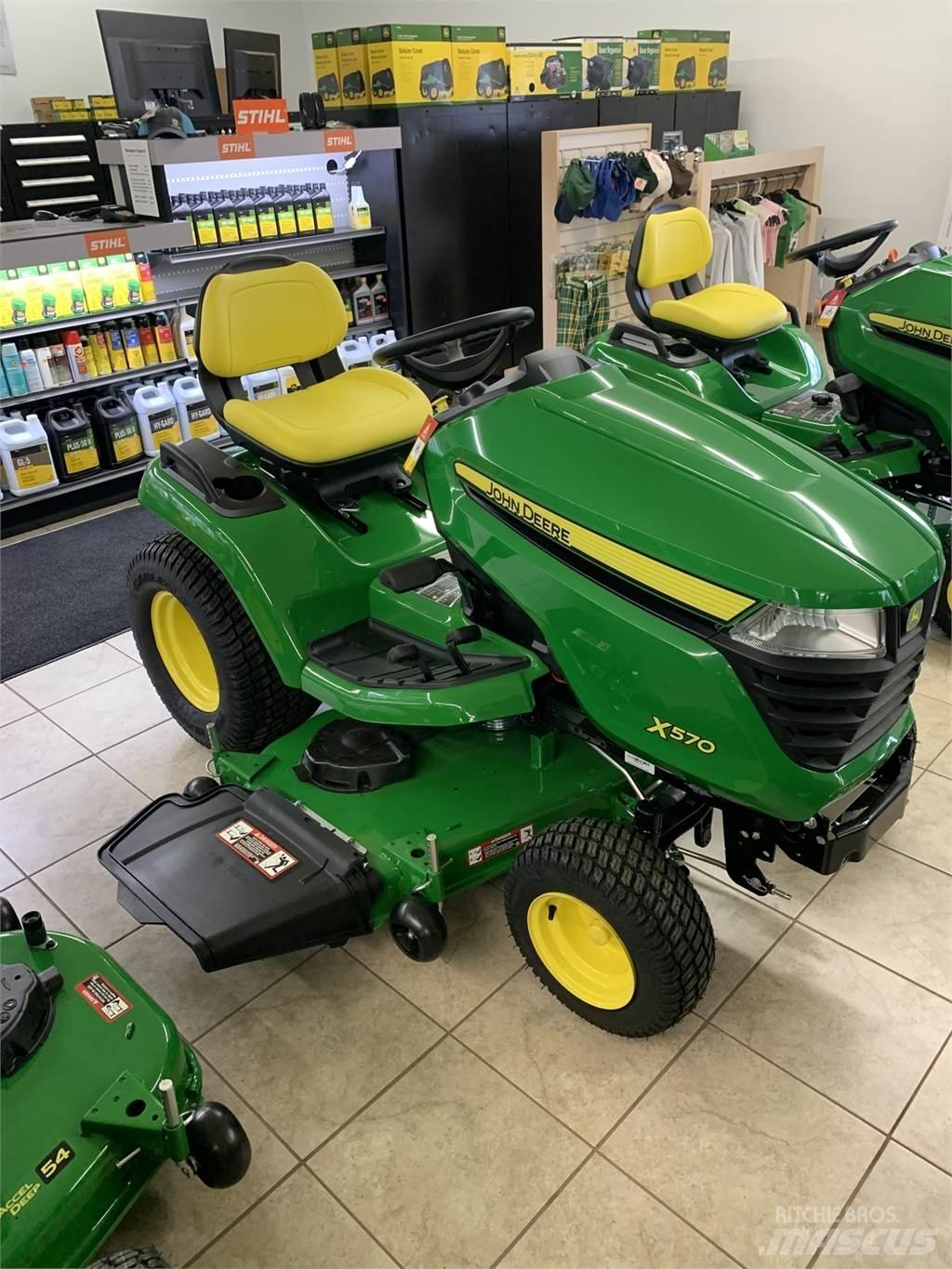 John Deere X570 소형 트랙터