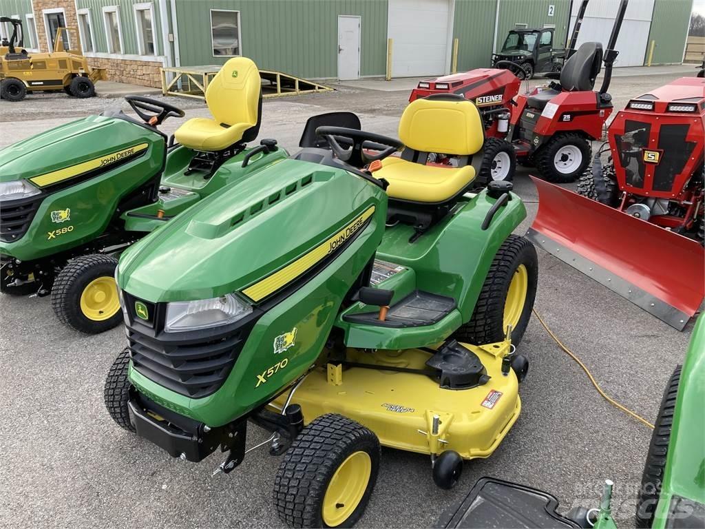 John Deere X570 소형 트랙터