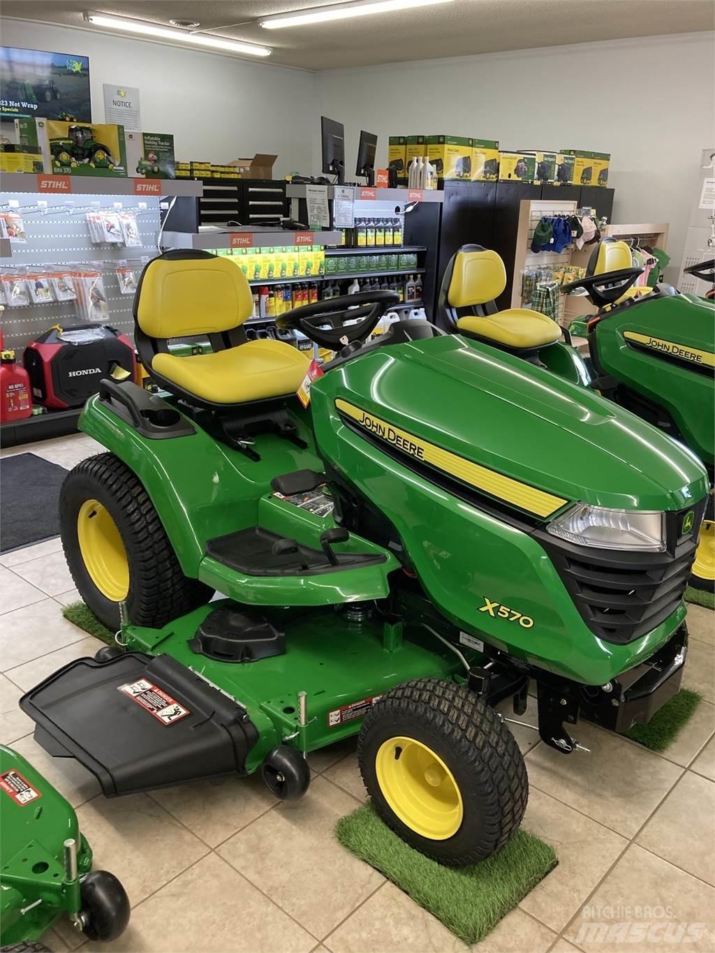 John Deere X570 소형 트랙터